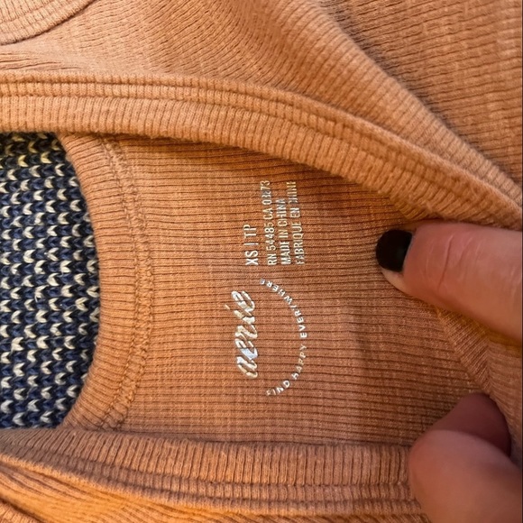 Aerie Bundle of 2- No BS waffle tank tops in Toasty and Sands size XS - Picture 4 of 6